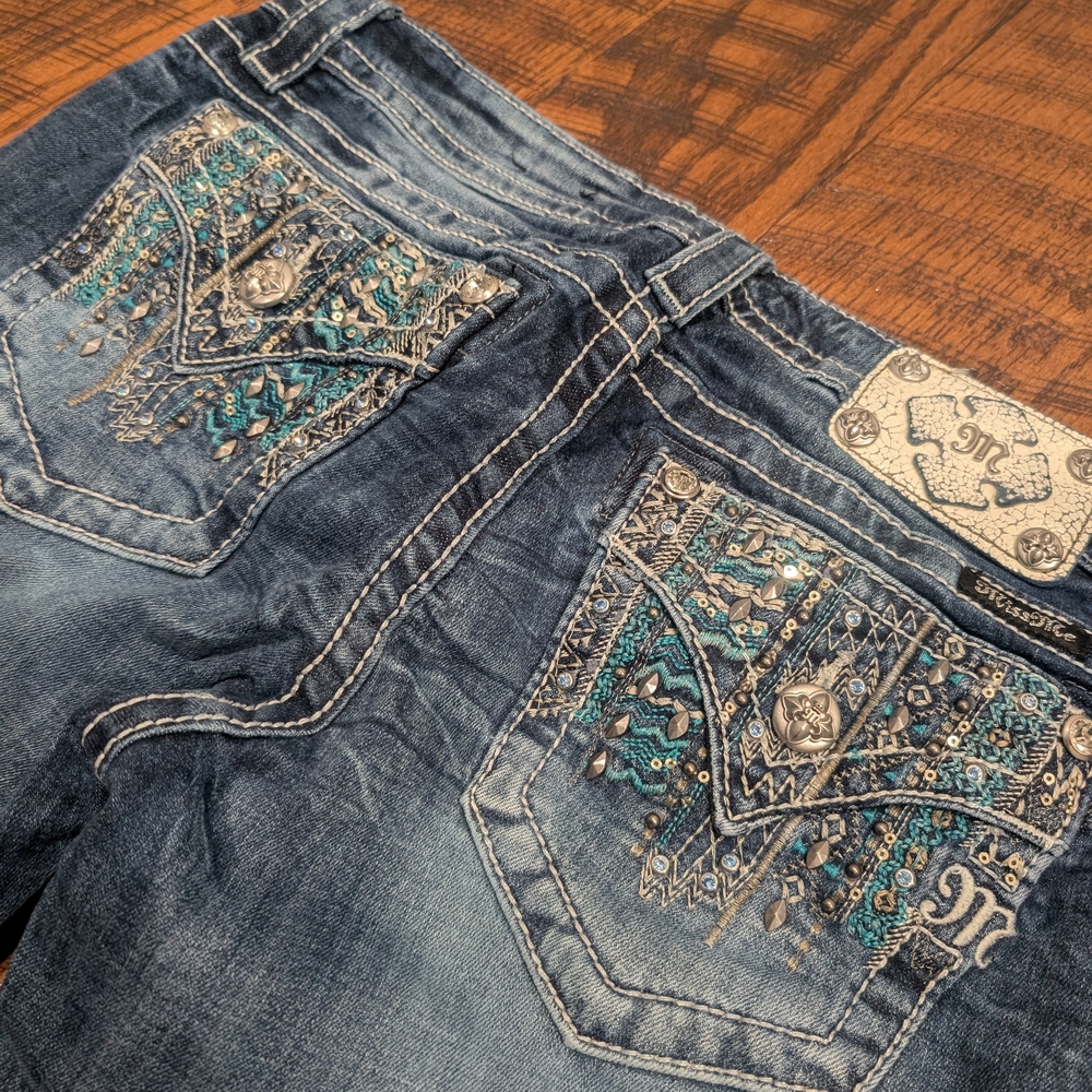 Miss Me Jeans - Picture 2 of 6